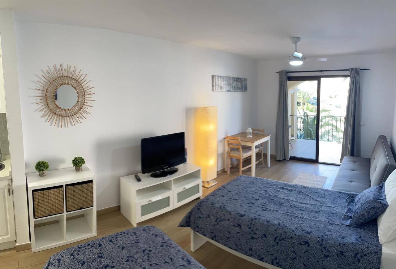 Castle Harbour Los Cristianos Beautiful Studio With Pool View Eksteriør bilde